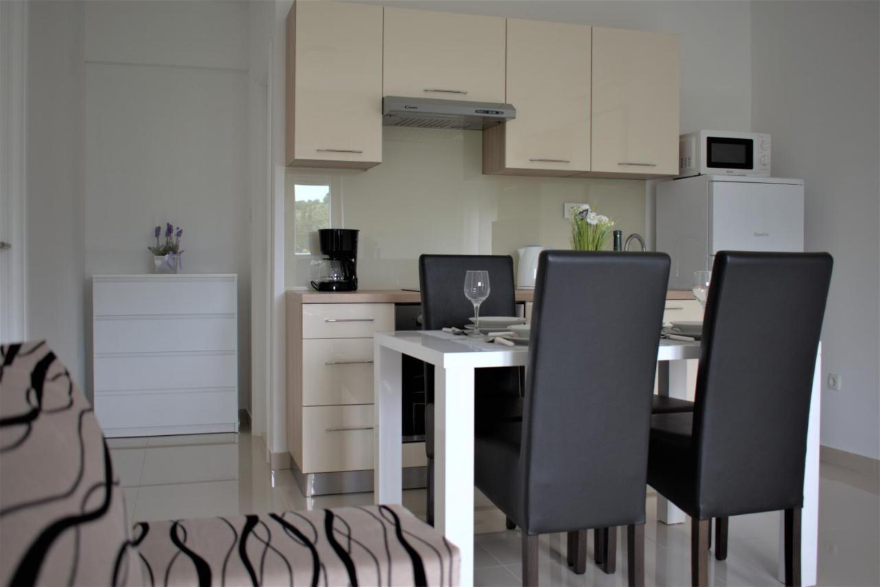 Apartments Rena ชิเบนิก ภายนอก รูปภาพ